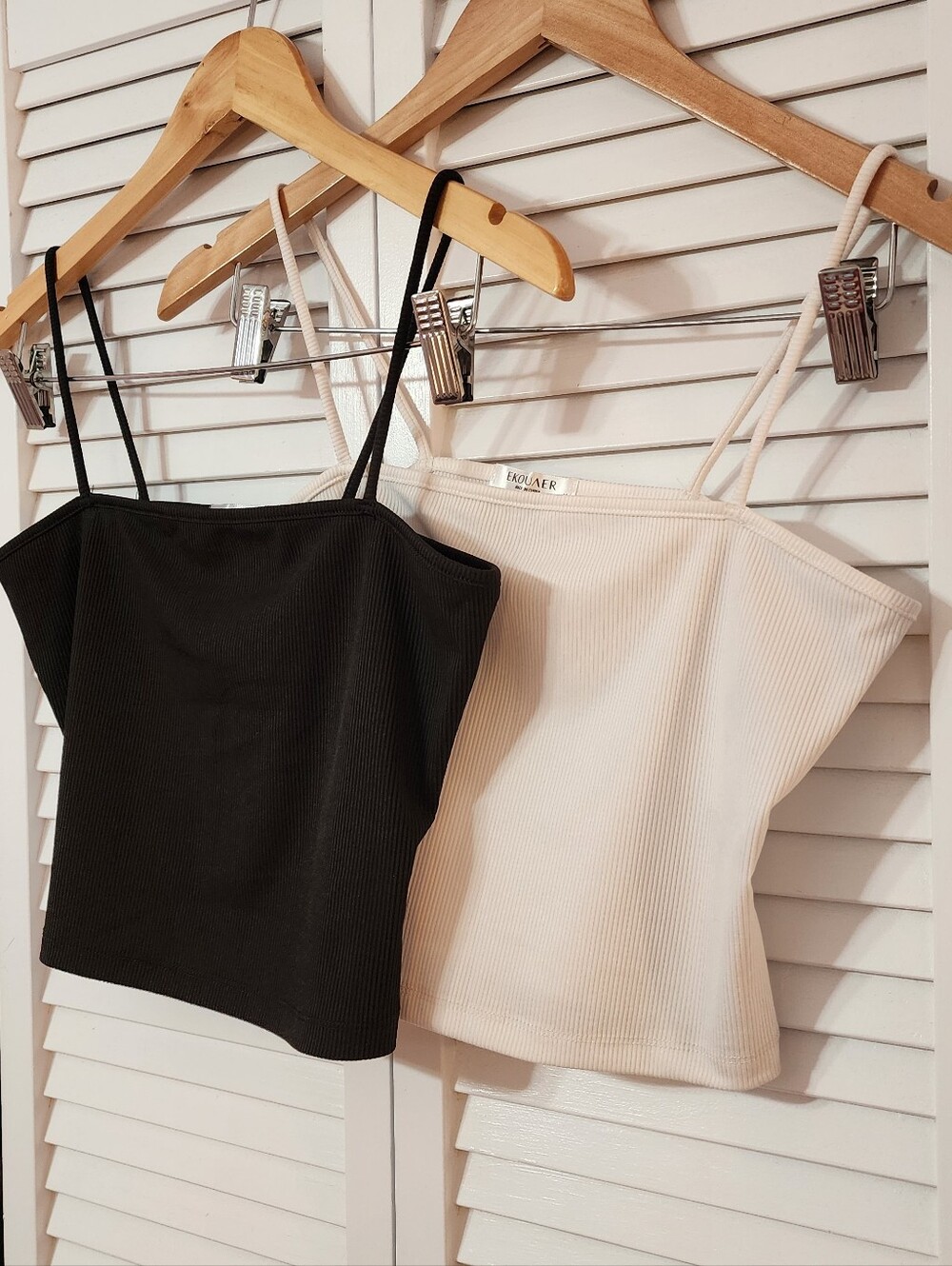 2 Spaghetti Strap Ribbed Crop Tops – Black & White